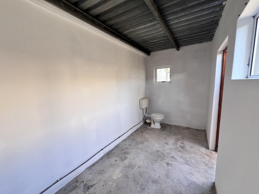 5 Bedroom Property for Sale in Noorsekloof Eastern Cape